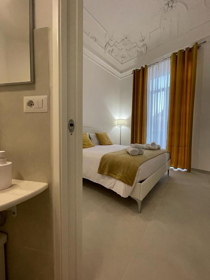 カターニア Cutelli Gold Bed & Breakfast エクステリア 写真