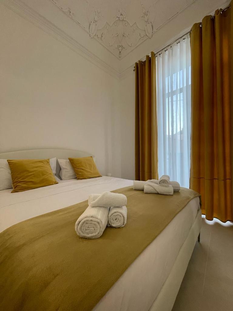 カターニア Cutelli Gold Bed & Breakfast エクステリア 写真